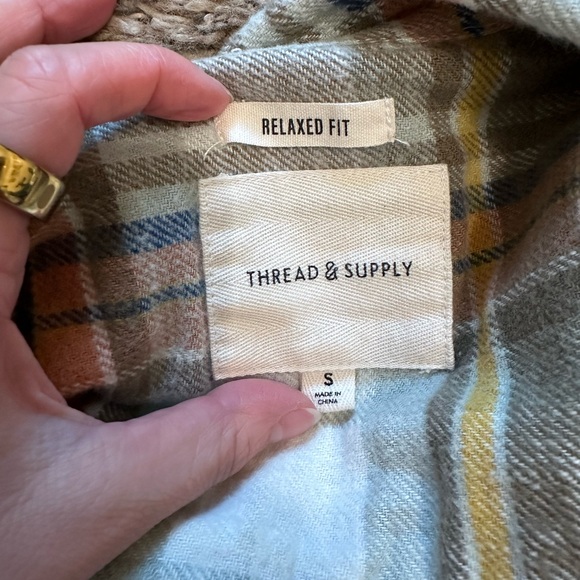 Thread and Supply flannel - Picture 2 of 3